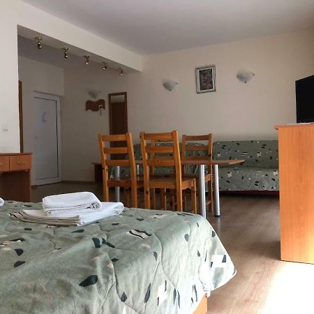 Family Hotel Central Kranevo Esterno foto